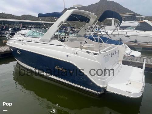 Rinker 270 Fiesta Vee fiche technique et avis
